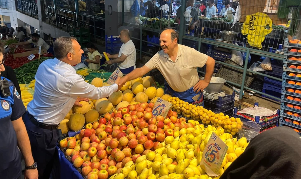 UĞUR  MUMCU'DA PAZAR ESNAFIYLA BULUŞTUK