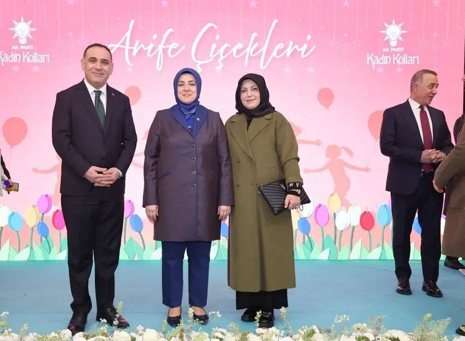 SULTANGAZİ'NİN ARİFE ÇİÇEKLERİ