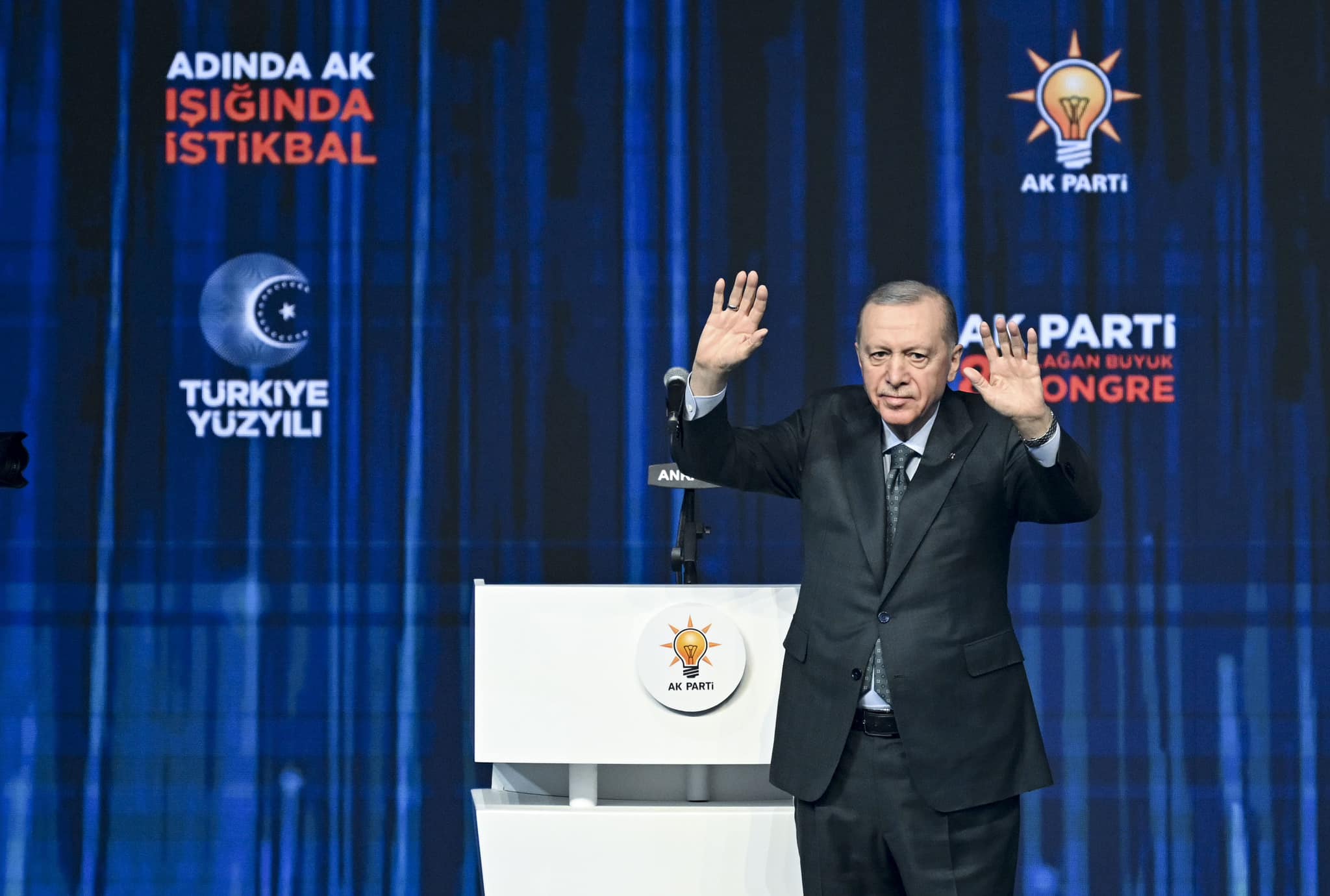 SENİNLE BİR ÖMÜR