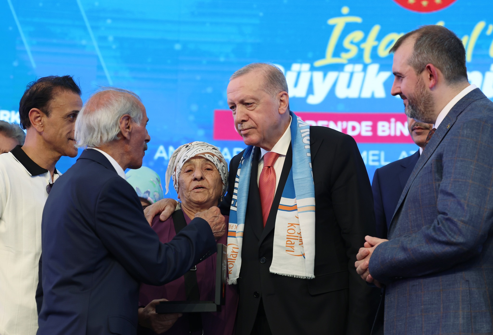 İSTANBUL’A 9 BİN 923 KONUT