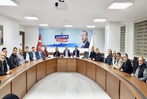 ilçe Başkanımız, sandık yönetim kurullarıyla tanışma toplantısı gerçekleştirdi.